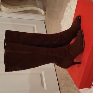 Claudia Ciuti, suede boot